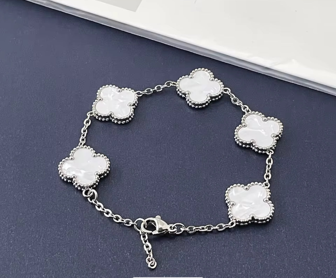 Classic White & Silver Clover Bracelet